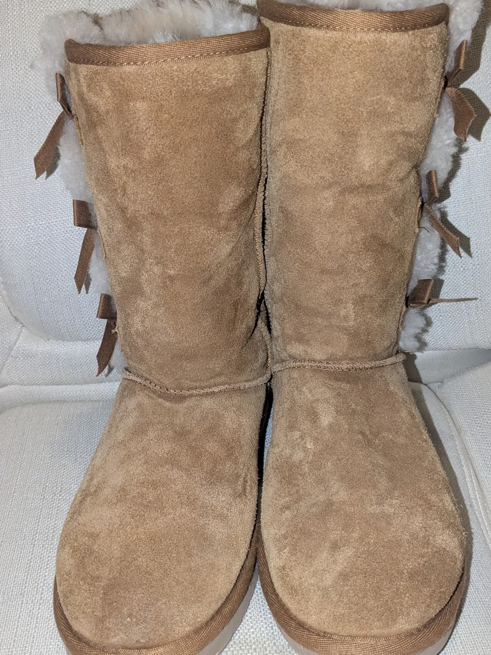 Women’s Kookaburra UGGs Victoria Tall Boots With Bows Brown Color Fur Inside - Picture 4 of 7
